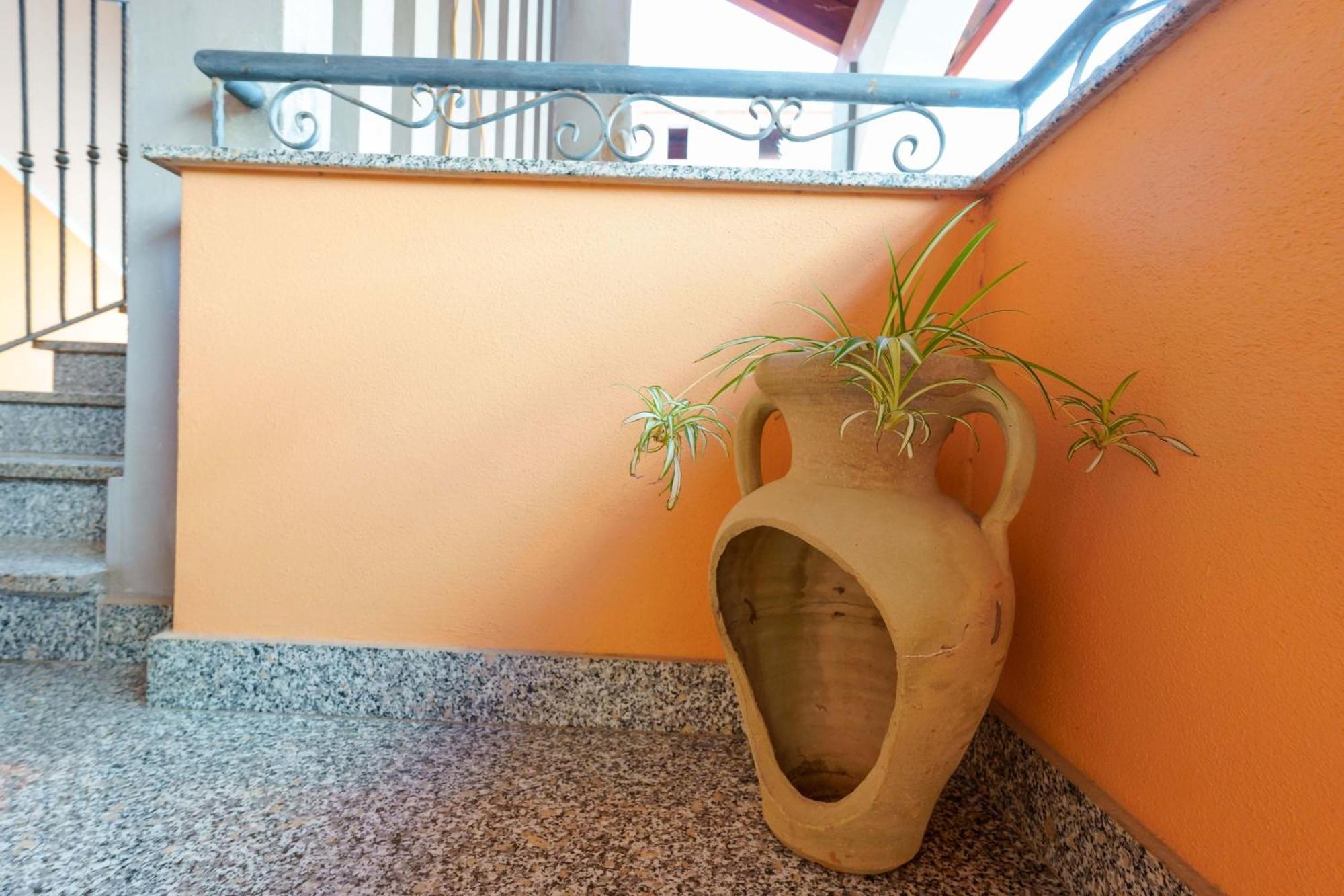 Paradise Home Quartu SantʼElena Exterior foto